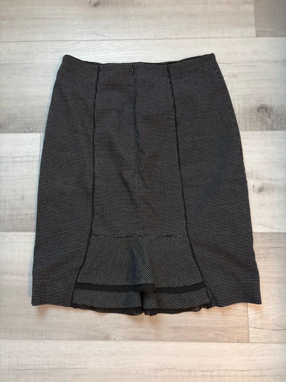 White House Black Market Pencil Skirt Size 8 Black White Polka Dot - Picture 2 of 7